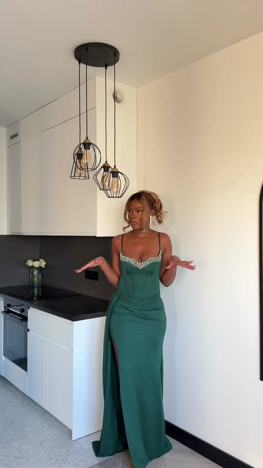 Post 4 by Golden Girl on TikTok (video)