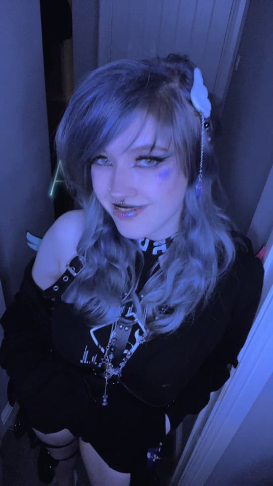 Post 10 by EllieBonanza🌐🪽 on TikTok (video)