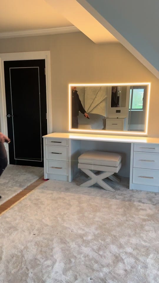 Post 10 by robwiseman_cabinet_maker on TikTok (video)