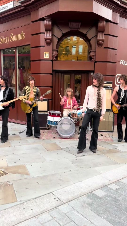 Post 10 by Sixty Sixty Sounds on TikTok (video)