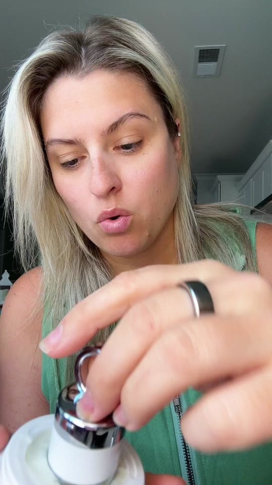 Post 6 by Chelsea Cooper Tesoriero on TikTok (video)
