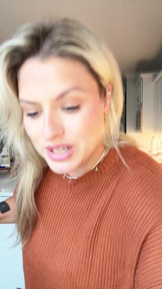 Post 3 by Chelsea Cooper Tesoriero on TikTok (video)