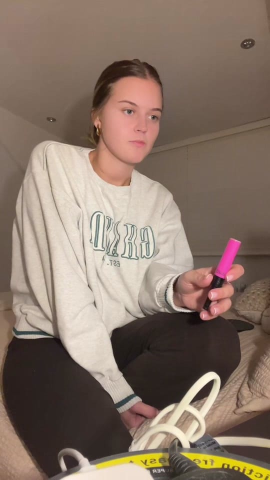 Post 2 by Lily on TikTok (video)