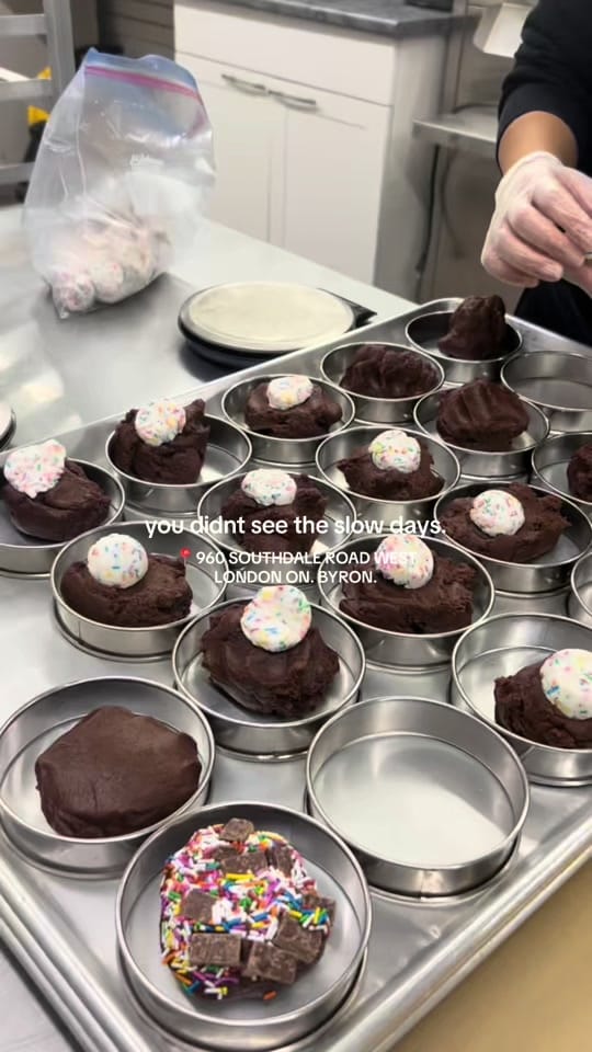 Post 1 by thecookieplace.co on TikTok (video)