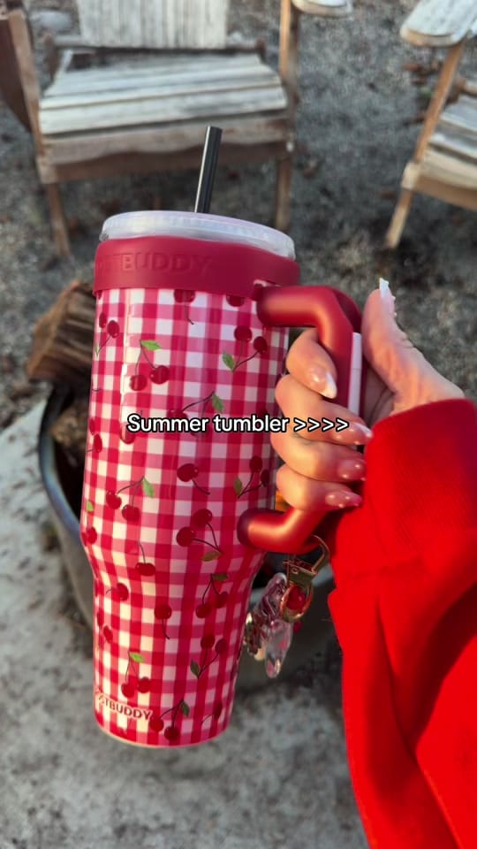 Post 8 by Chelsea On The Daily ✨☀️ on TikTok (video)