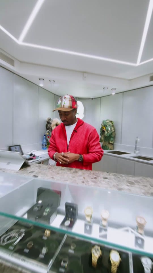 Post 2 by bape_europe on TikTok (video)