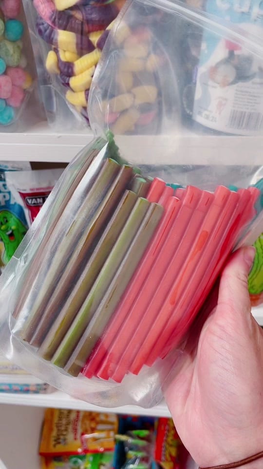 Post 8 by Jessicas Sweets on TikTok (video)