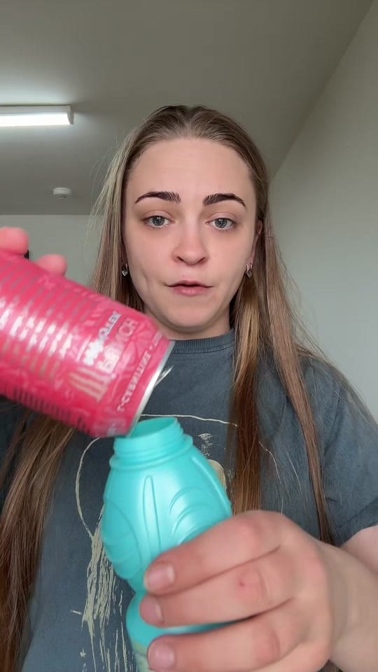 Post 4 by Chelsea 👱🏻‍♀️👶🏼❄️ on TikTok (video)