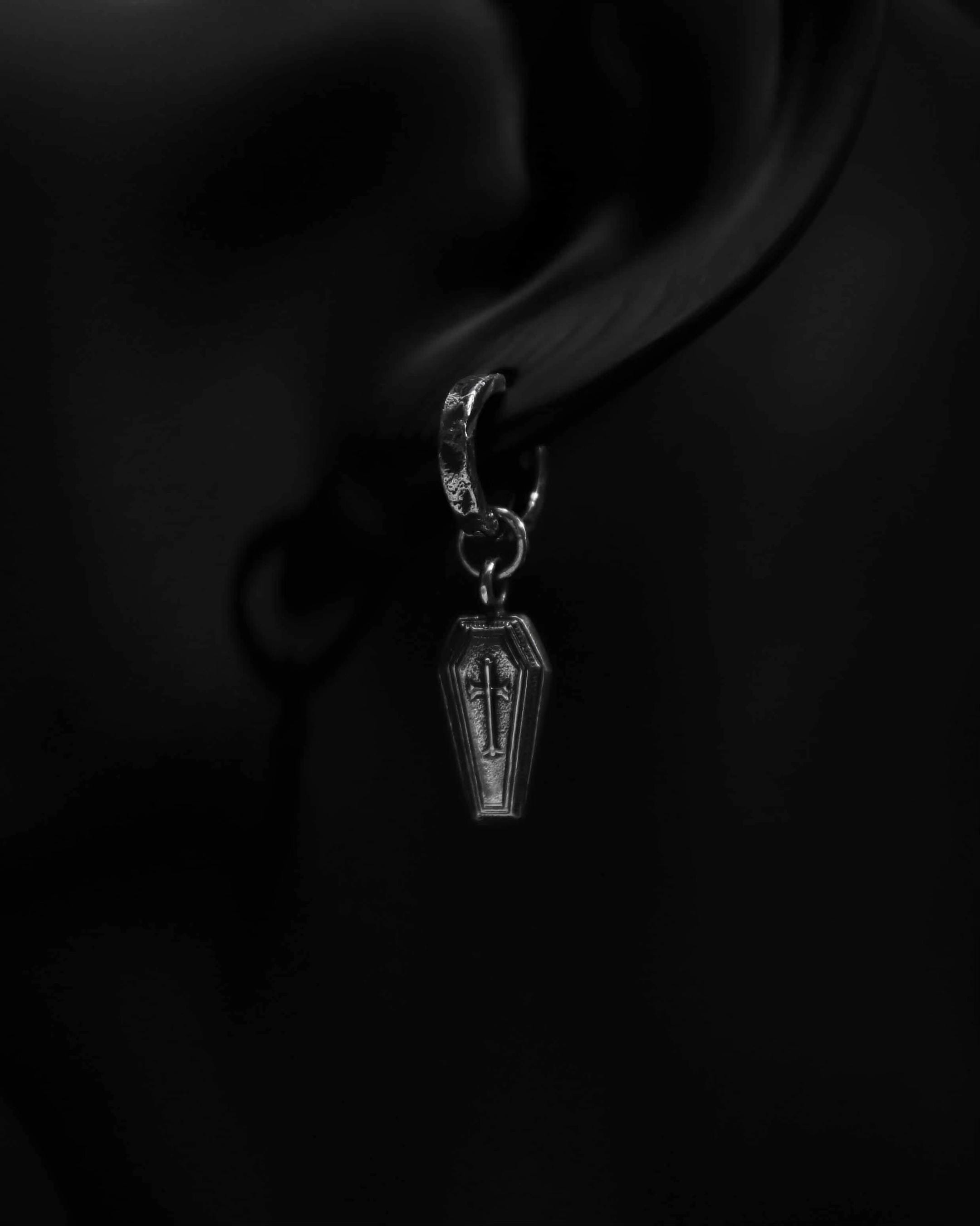 Post 8 by The Goth’s Playground on TikTok (video)