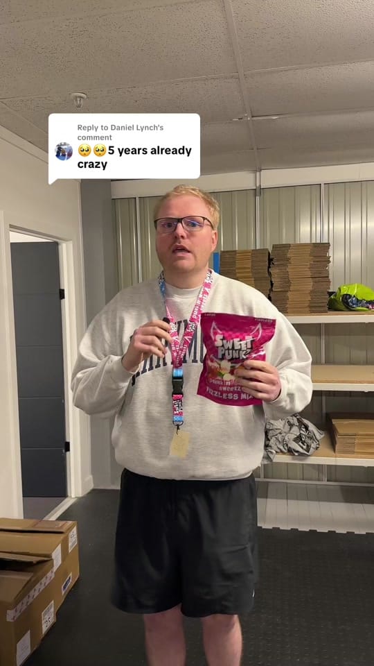 Post 1 by SweetPunkz on TikTok (video)