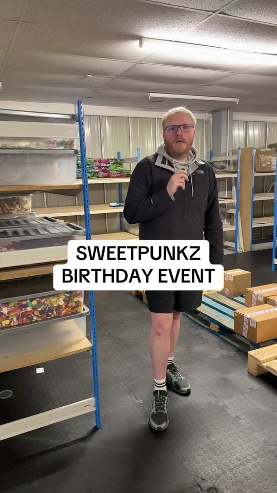 Post 3 by SweetPunkz on TikTok (video)