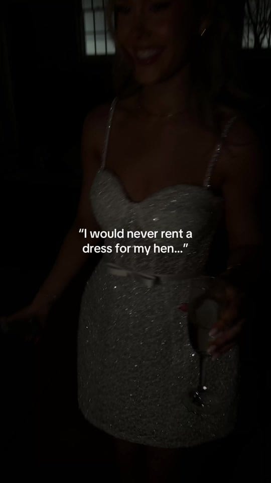 Post 10 by MINNIE MAY CLOSET | HIREUK on TikTok (video)