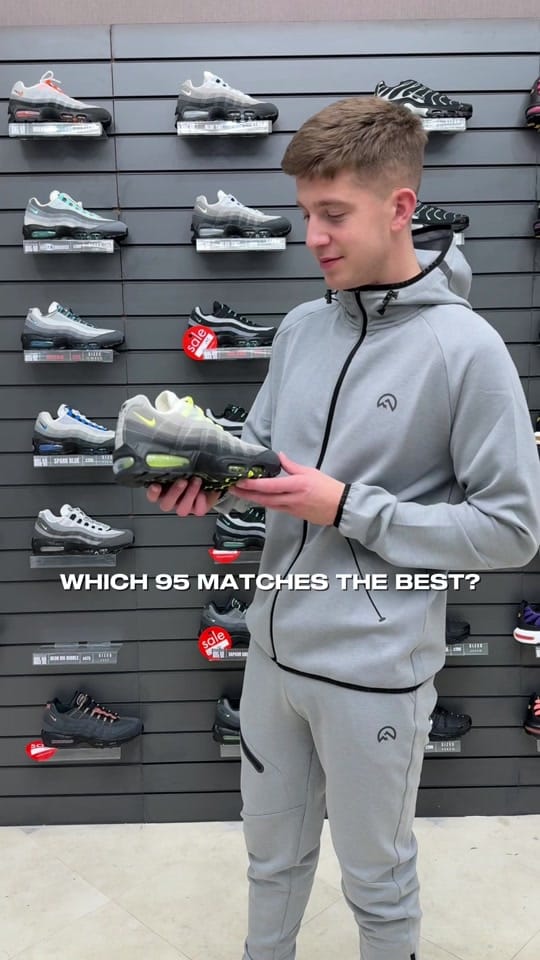 Post 10 by restock3d.shop on TikTok (video)