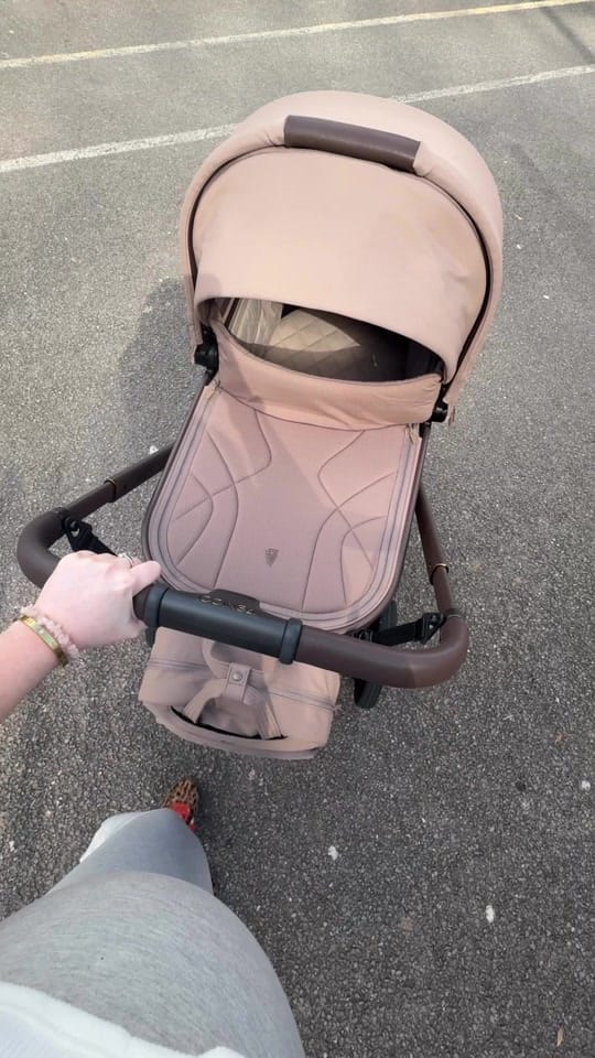 Post 4 by Discount Pram Centre on TikTok (video)