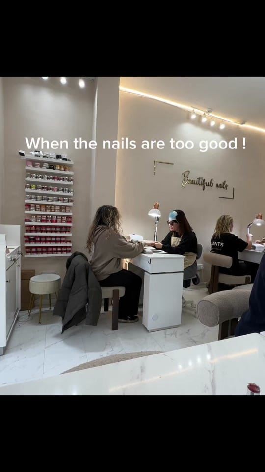 Post 4 by Beautiful Nails on TikTok (video)