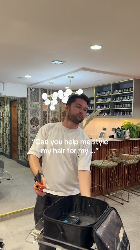 Post 8 by Samantha Cusick London on TikTok (video)