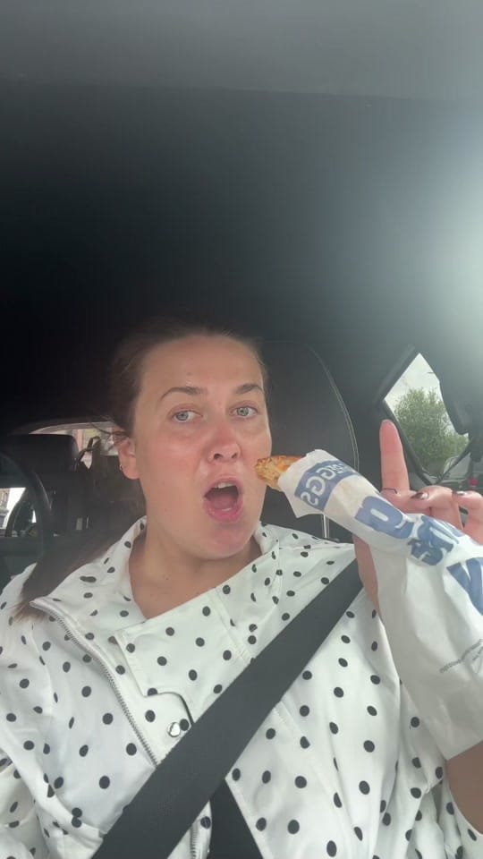 Post 5 by Rebecca Swift on TikTok (video)
