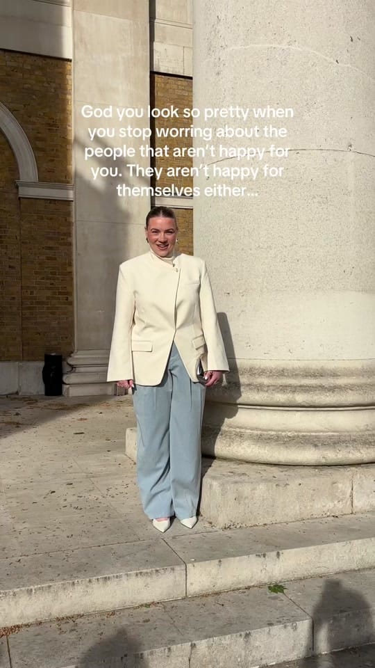 Post 2 by Emma Myatt-Smith on TikTok (video)
