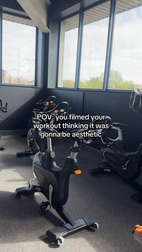 Post 6 by Anna Montez Gordon on TikTok (video)