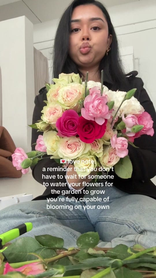 Post 9 by VALENTINA | BEAUTY CREATOR🤍 on TikTok (video)