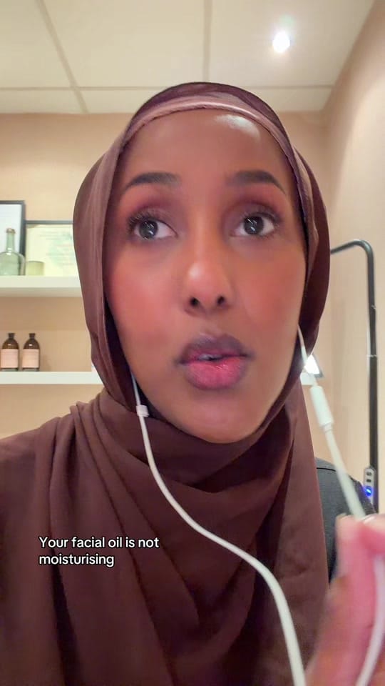 Post 3 by Hafsa Issa-Salwe on TikTok (video)