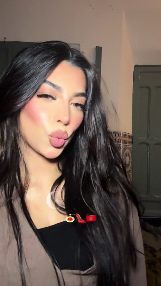 Post 4 by aroobmaliik on TikTok (video)