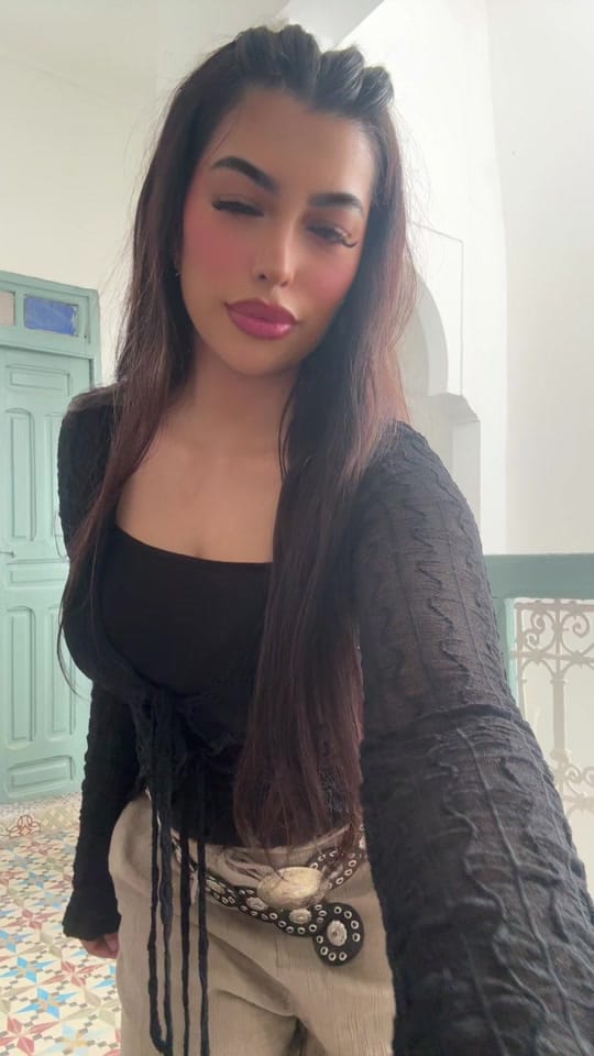 Post 10 by aroobmaliik on TikTok (video)