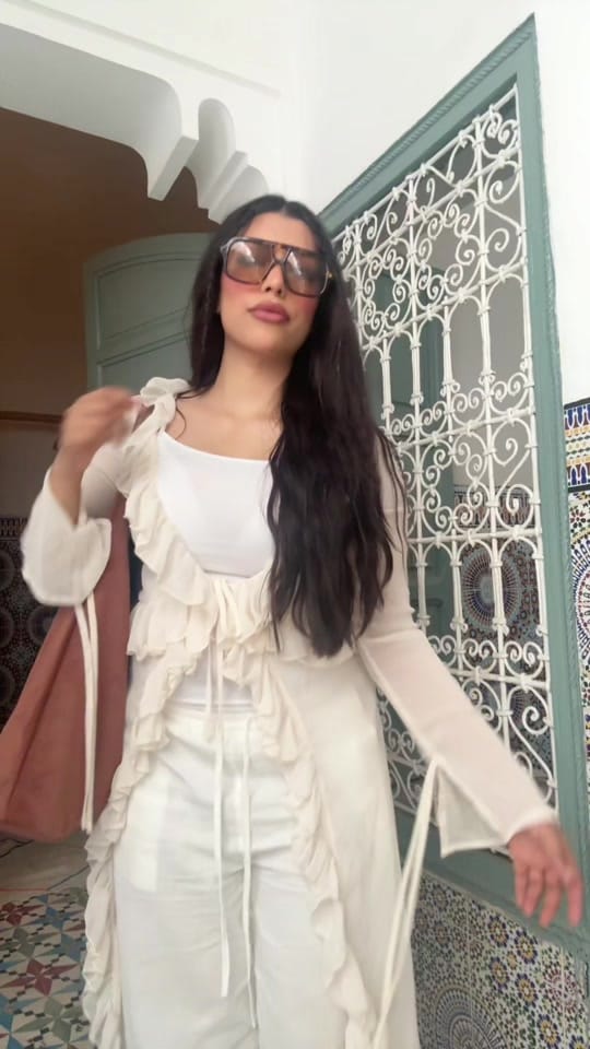 Post 9 by aroobmaliik on TikTok (video)