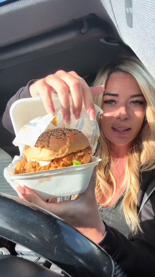Post 9 by 𝕃𝕒𝕔𝕖𝕪 𝕝𝕠𝕔𝕜𝕖𝕥 💚 ♡ on TikTok (video)