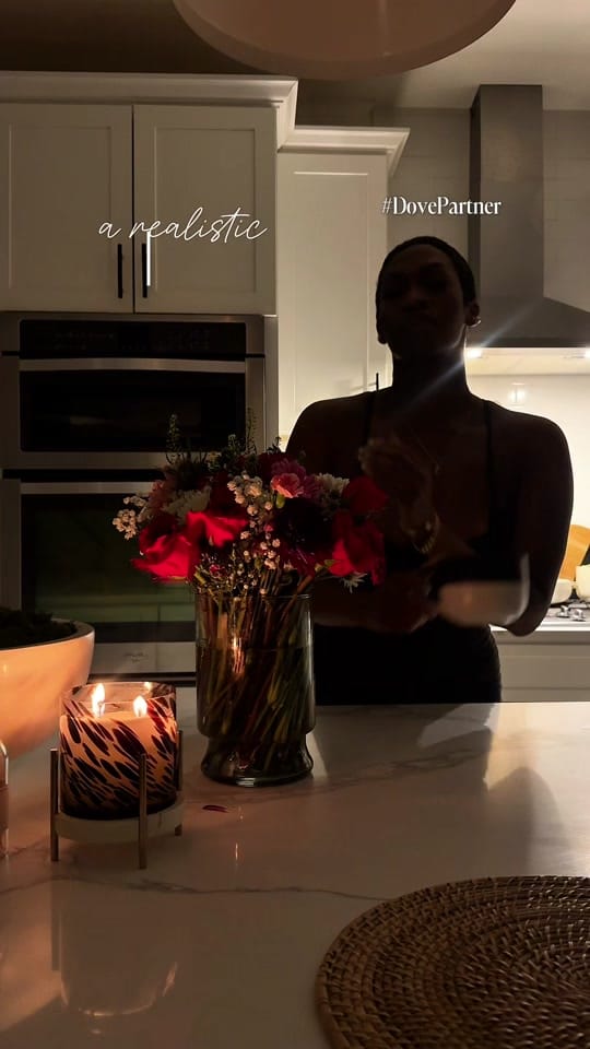 Post 1 by Maya Galore on TikTok (video)