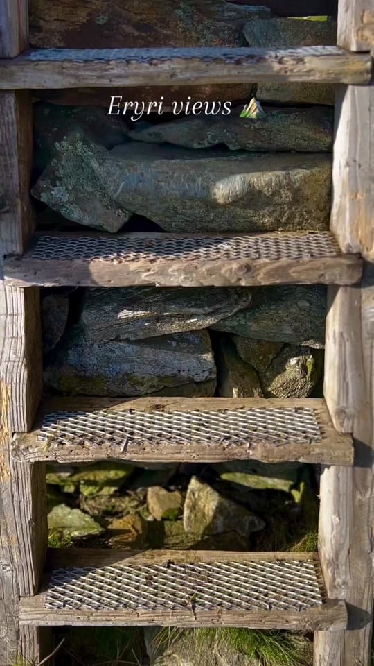 Post 3 by North Wales on TikTok (video)