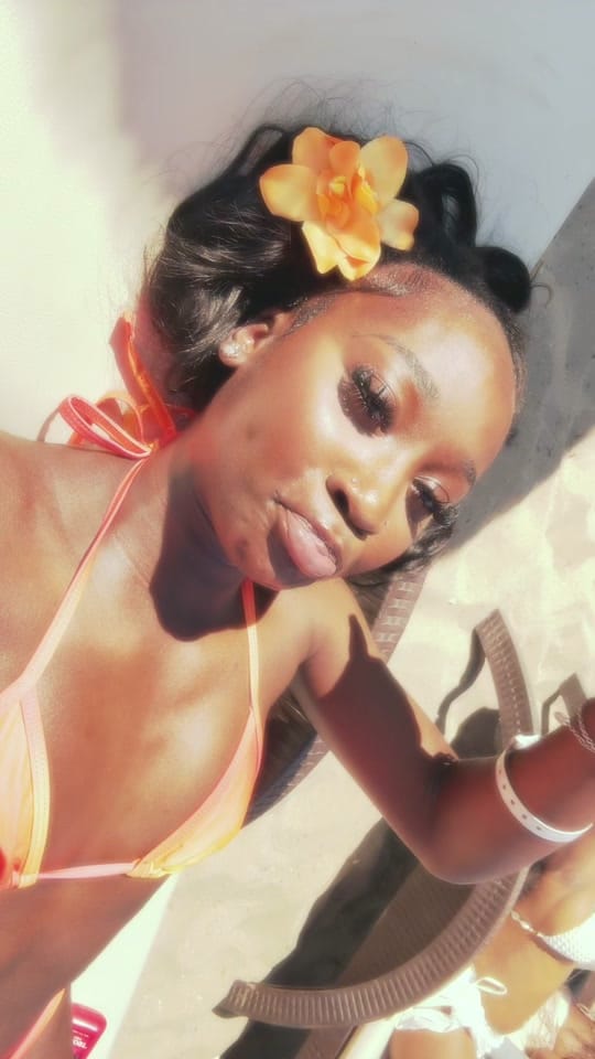 Post 3 by Lorin Hilton on TikTok (video)