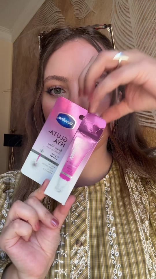 Post 2 by Bianca Balog on TikTok (video)