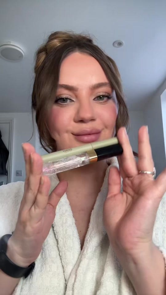 Post 3 by Bianca Balog on TikTok (video)