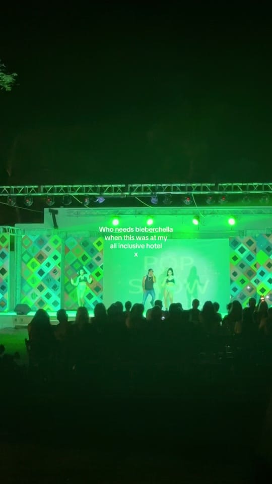 Post 3 by laurenannaa on TikTok (video)