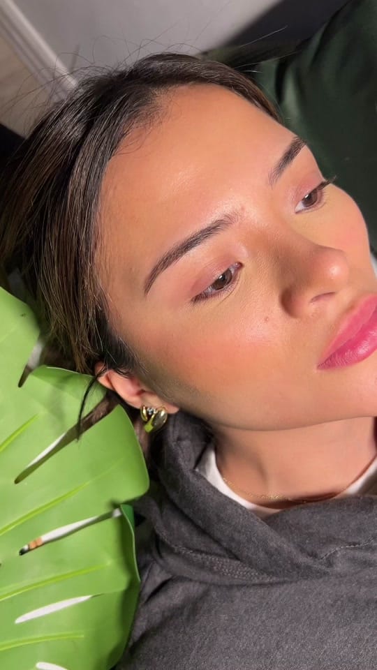 Post 1 by Yasmin | Lashes | Brows 💚 on TikTok (video)