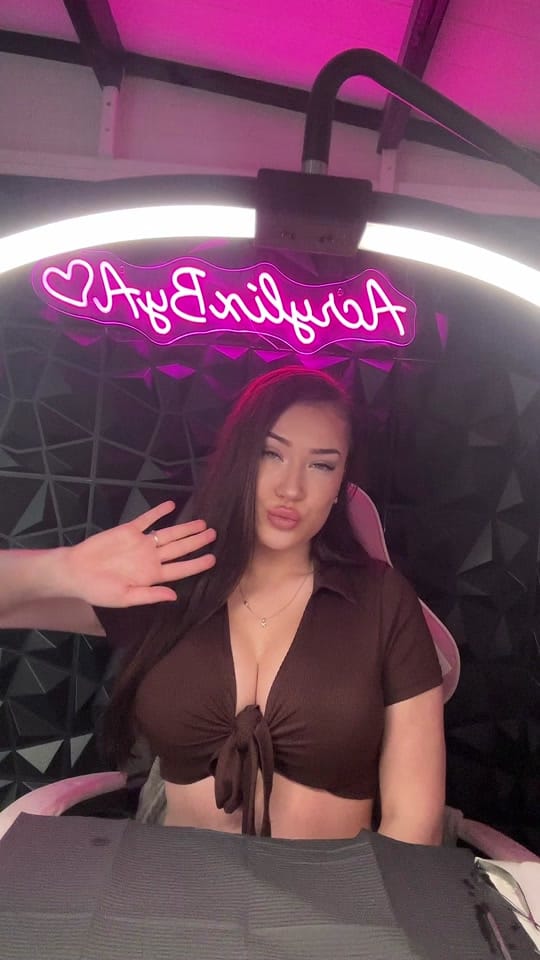 Post 2 by AcrylixByA on TikTok (video)