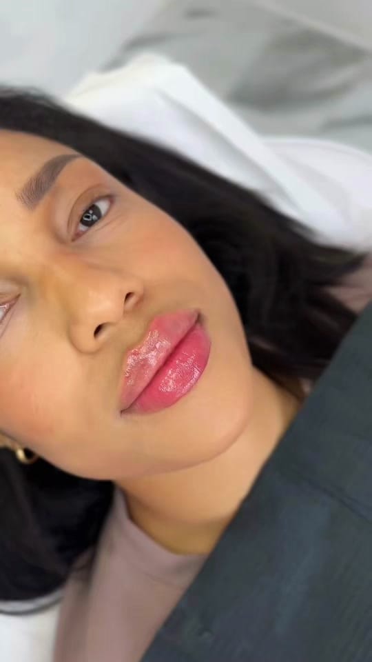 Post 1 by Posh Beauty Klaudia Zawrocka on TikTok (video)