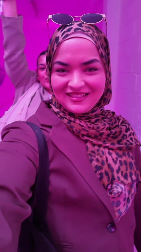 Post 6 by Nishat K | UK Content Creator on TikTok (video)
