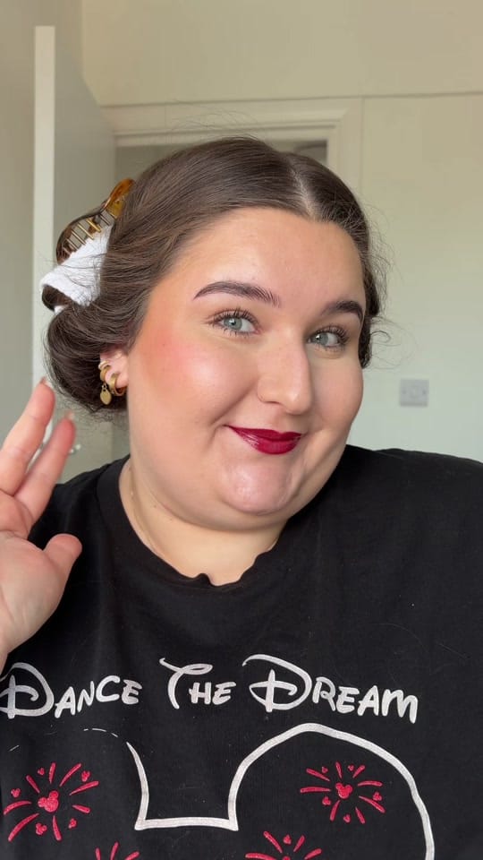 Post 6 by Andrea Mizzen on TikTok (video)