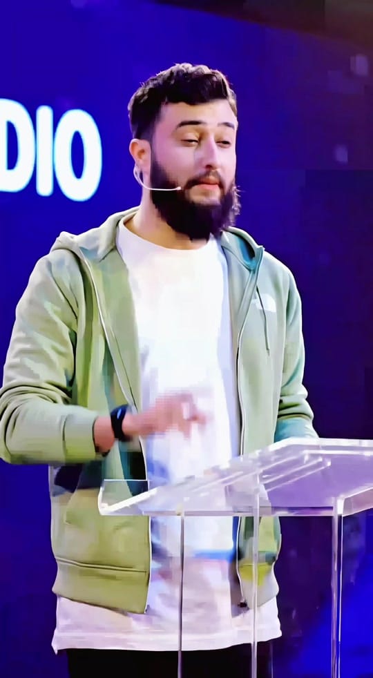 Post 4 by Ejaz Meer 🇬🇧 on TikTok (video)