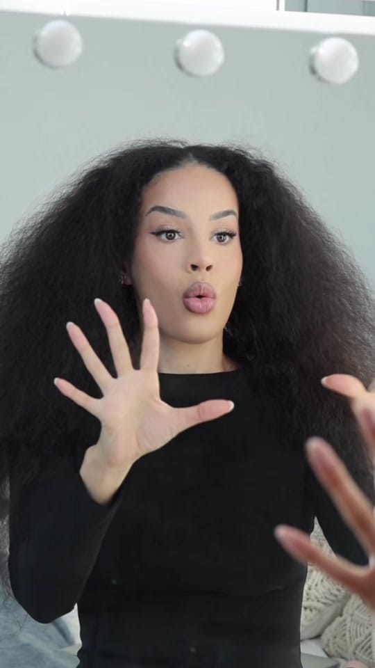 Post 5 by Nakita Johnson on TikTok (video)