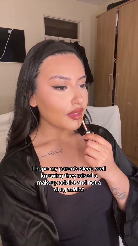 Post 4 by Alison.viviana on TikTok (video)