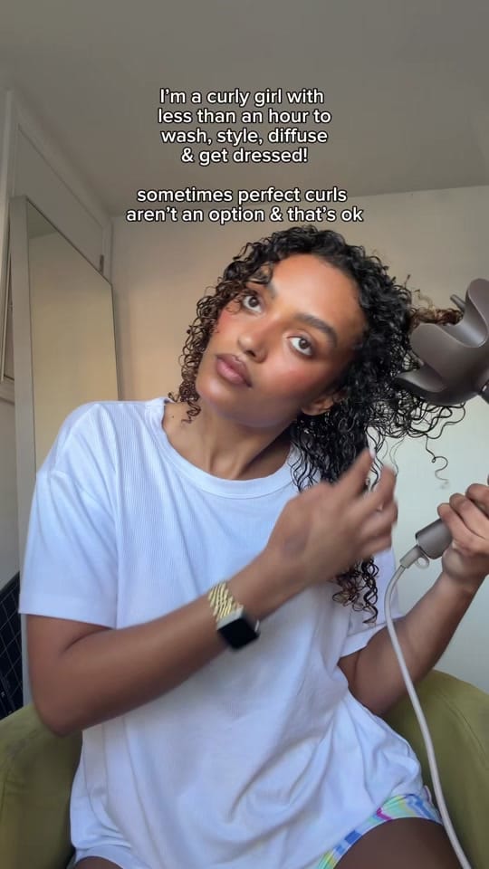 Post 5 by Paris on TikTok (video)