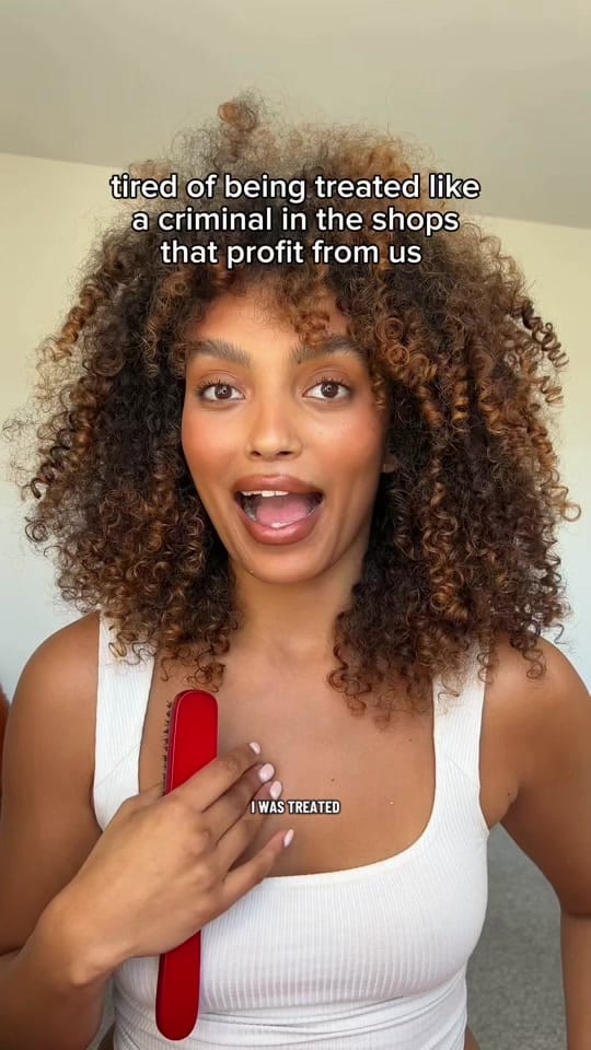 Post 2 by Paris on TikTok (video)