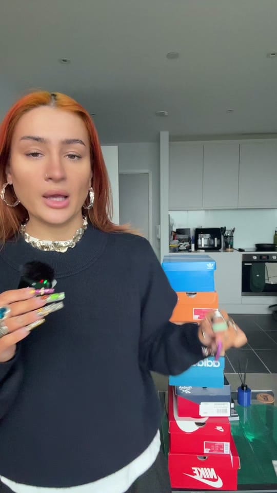 Post 8 by Charly on TikTok (video)