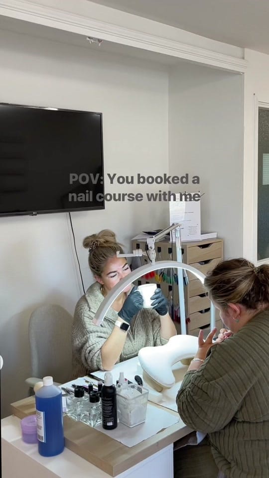 Post 9 by nailsbydaisymay 💅🏼 ✨ on TikTok (video)