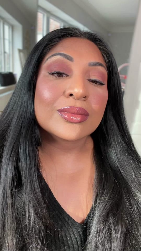 Post 4 by Manisha: Makeup for brown skin on TikTok (video)
