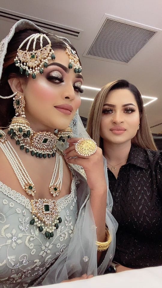 Post 9 by Selina Manir on TikTok (video)