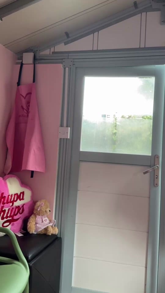 Post 7 by Nats | West London Nail Artist on TikTok (video)